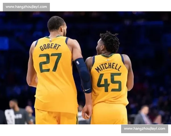 爵士锁定希布韦！双向合同续约内线潜力股